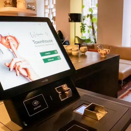 Townhouse & Hotel 4*