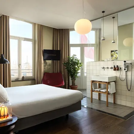 Townhouse & 4* Maastricht