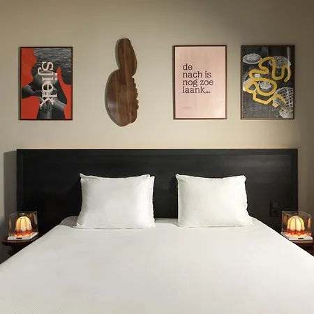 Hotel Townhouse & 4*