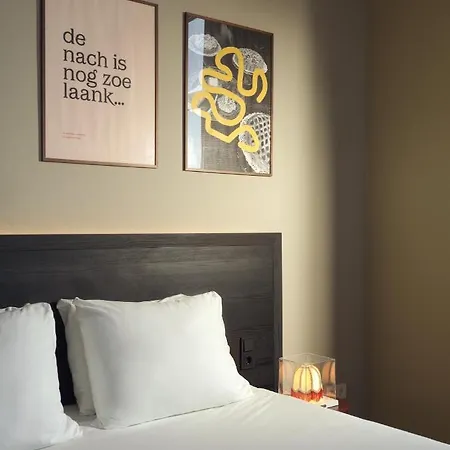 Hotel Townhouse &